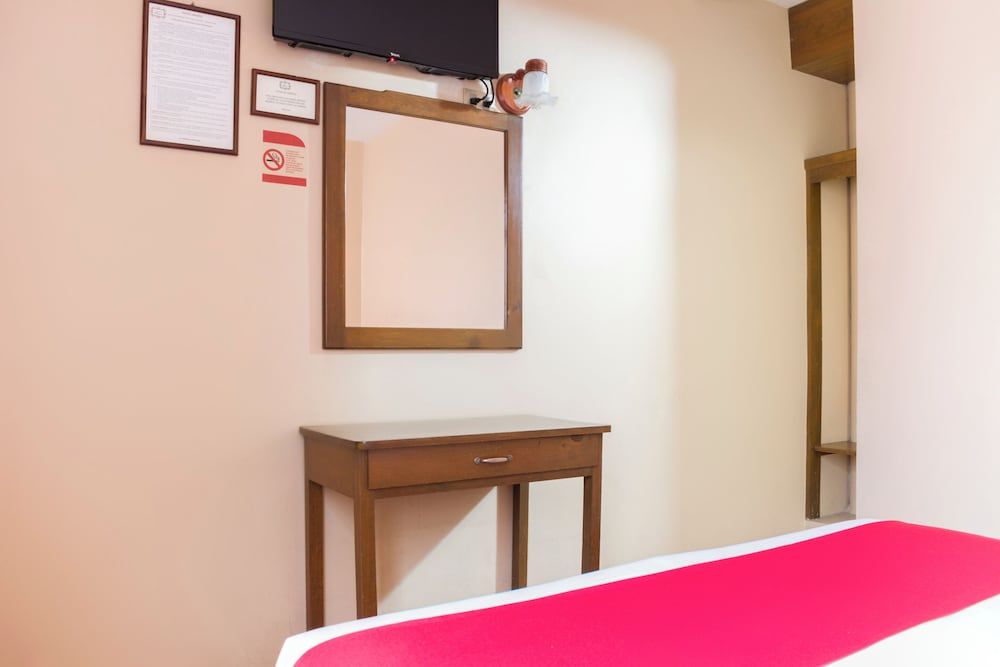 OYO Hotel Museo Standard Double Room, 1 Double Bed 5