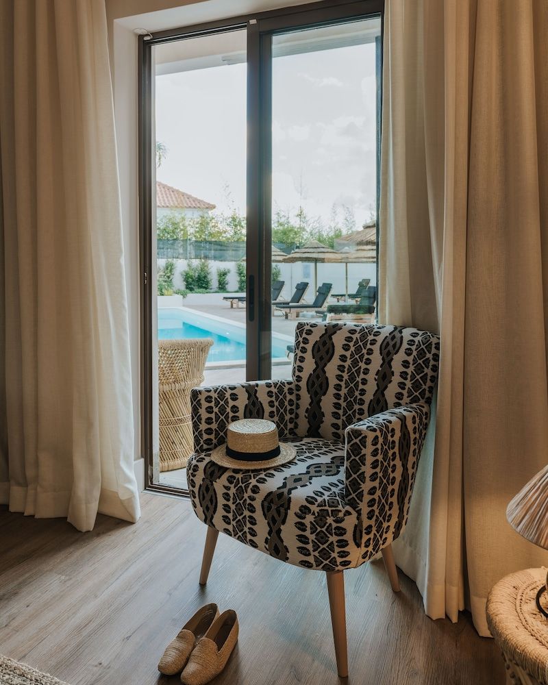 AlmaLusa Comporta Superior Studio Suite, 1 King Bed, Pool View 2