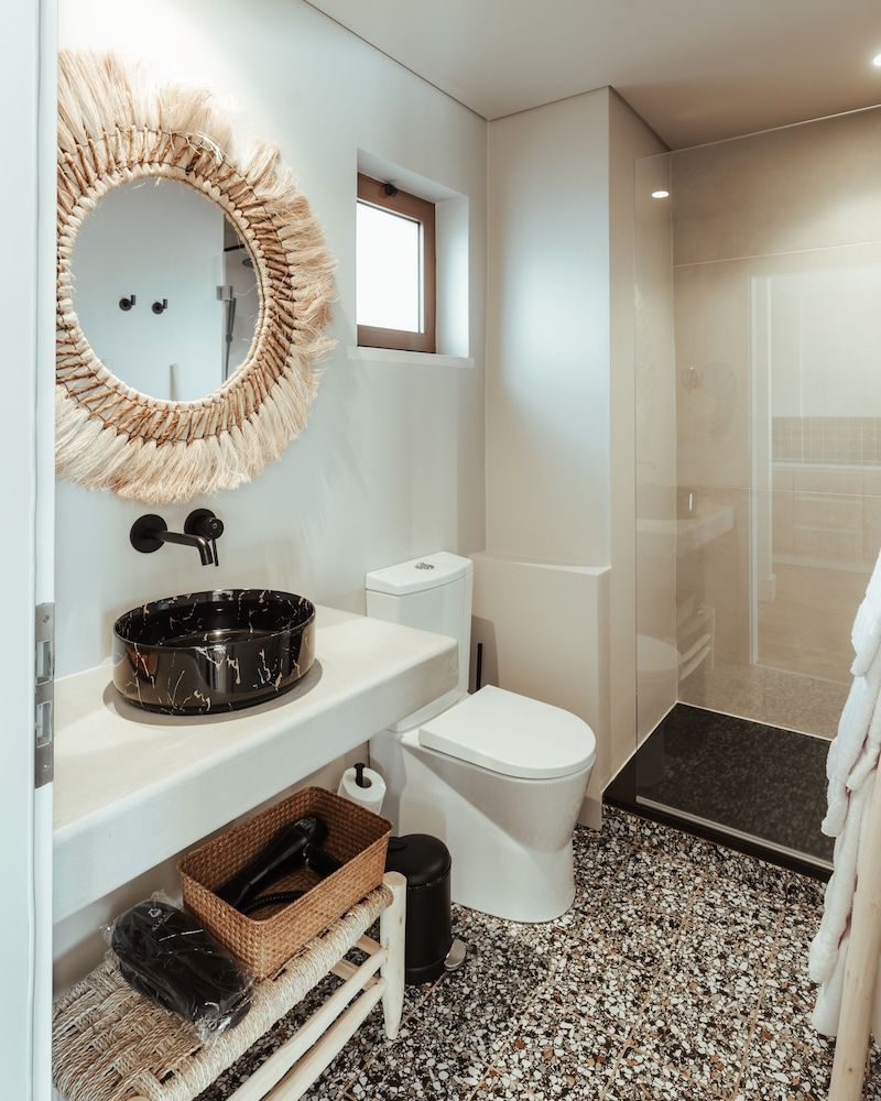 AlmaLusa Comporta Superior Studio Suite, 1 King Bed, Patio, Garden View 3