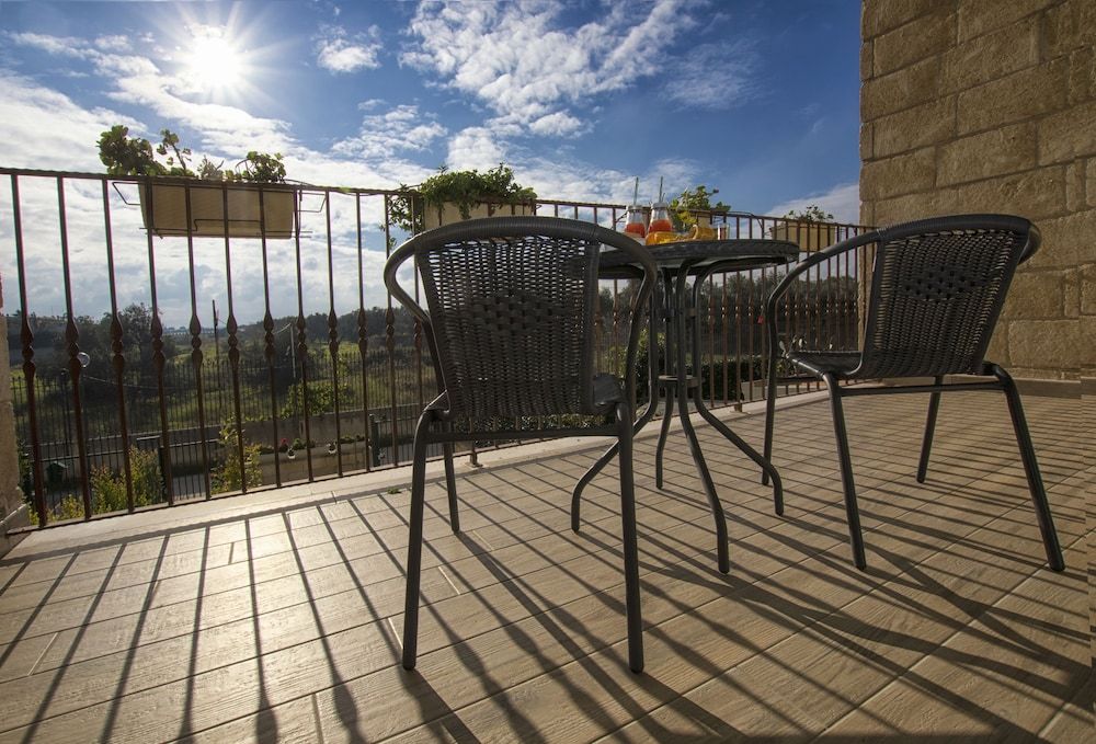 Casa Borgo Regina B&B Bari Double Room, Terrace 5