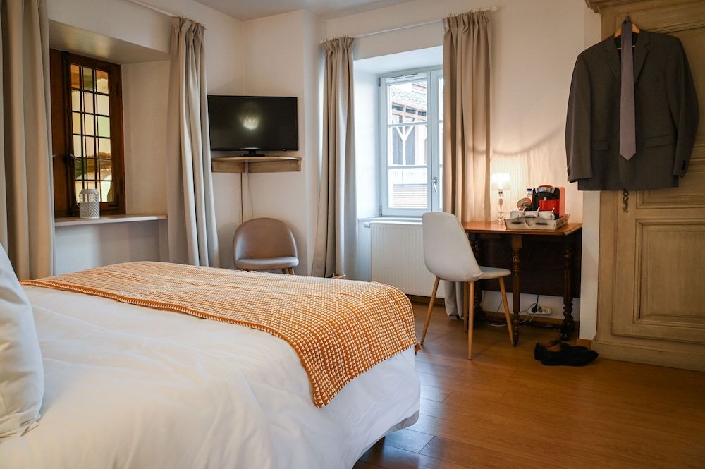 Hameau D'eguisheim Triple Room, Ensuite (Chambre « Flocon »)