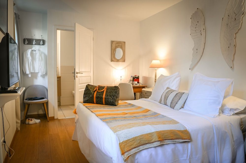 Hameau D'eguisheim Double Room, Ensuite (Chambre « Ange ») 2