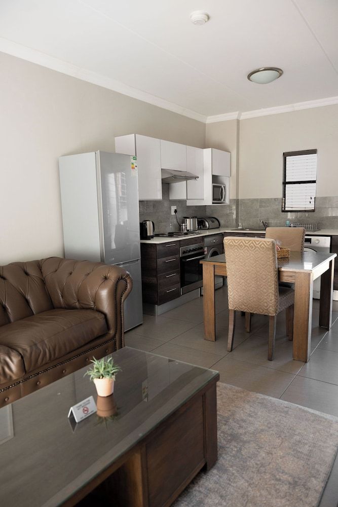 Kyalami Creek Luxury Apartments Deluxe Apartment, 1 King Bed 22