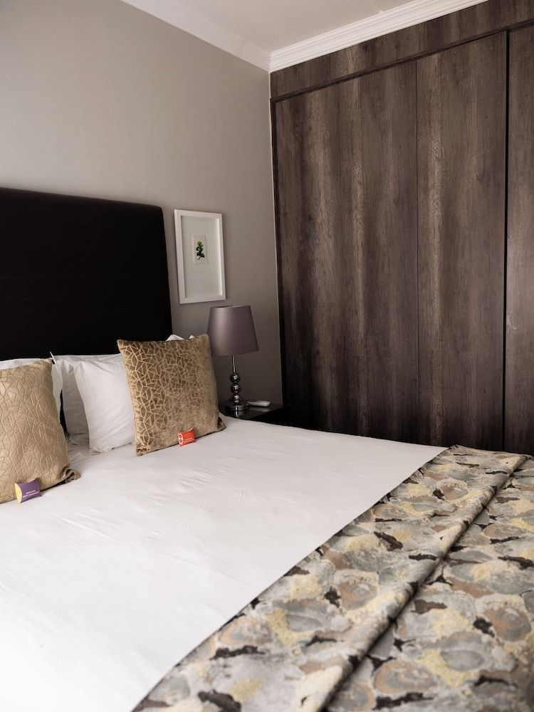 Kyalami Creek Luxury Apartments Standard Apartment, 1 Queen Bed 3