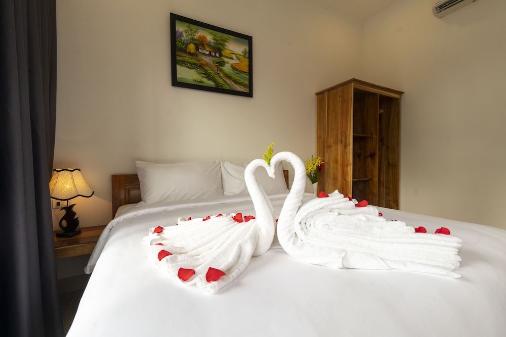 Aurora House Deluxe Double Room 7