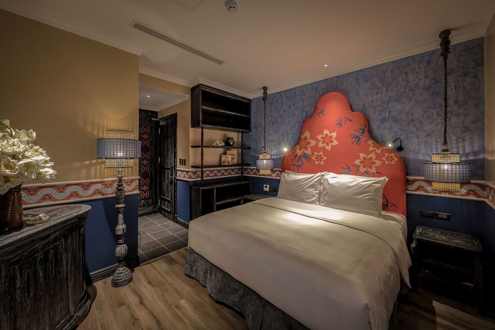 Smarana Hanoi Heritage - Hotel and Retreats Deluxe Double Room, 1 King Bed, Private Bathroom 11