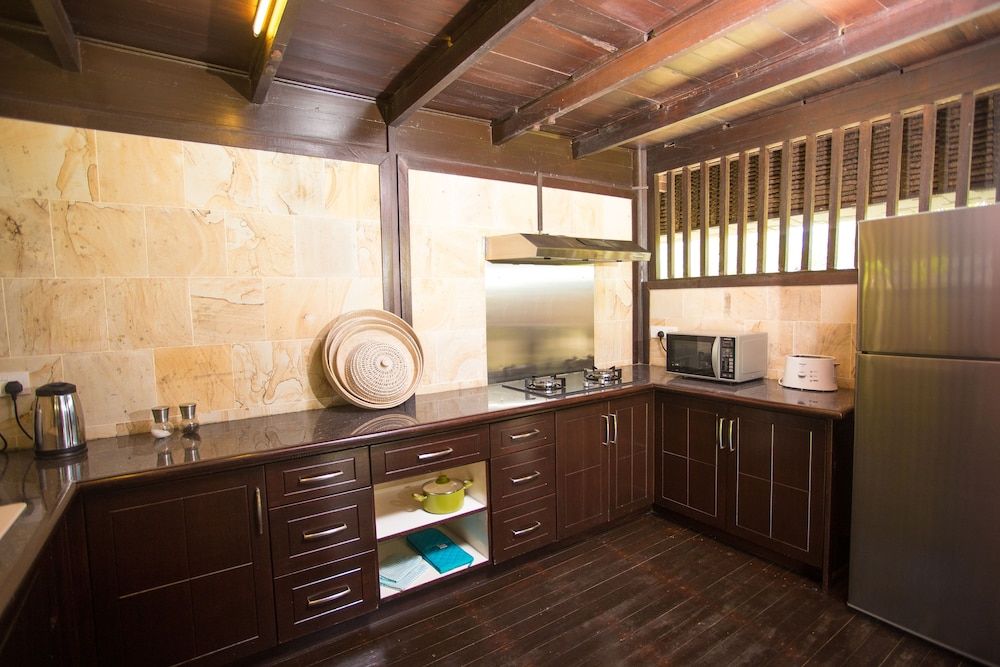 Kudat Riviera Sunbeam Luxury Villa 9