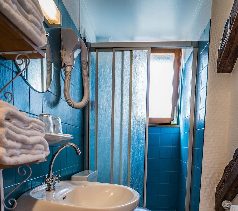 Au Vieux Moulin Double Room 26