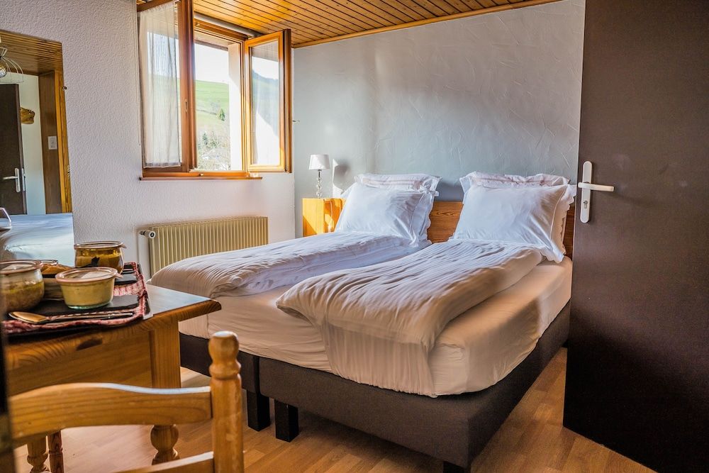 Au Vieux Moulin Double Room 7