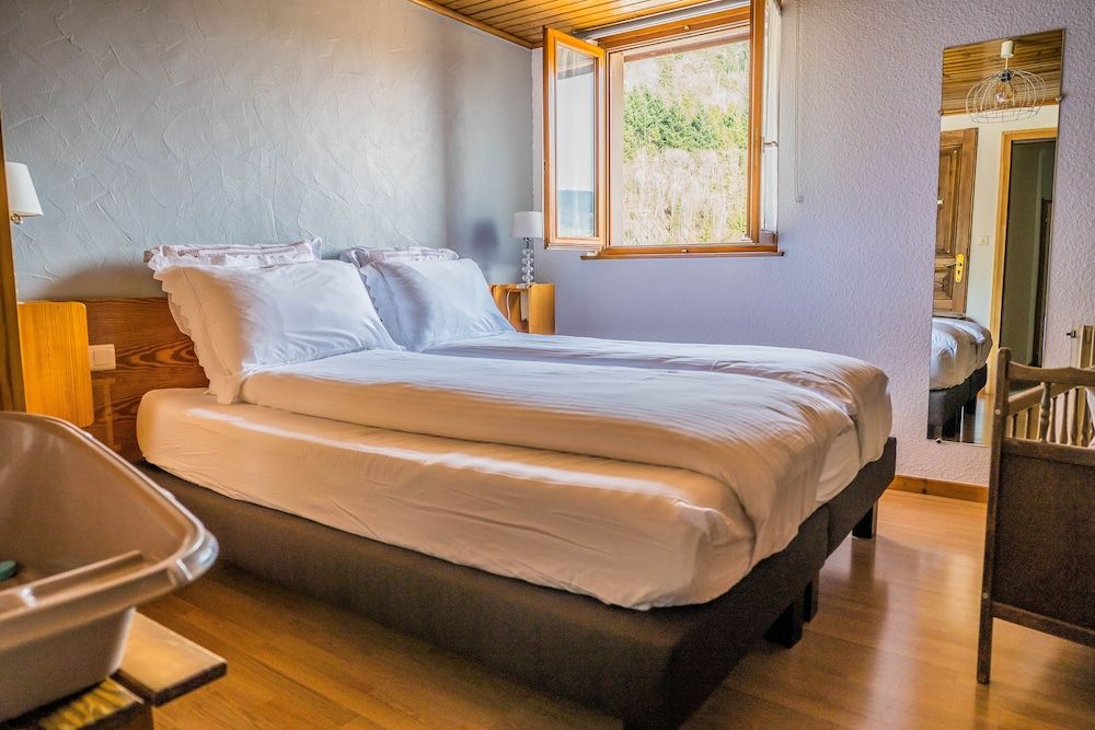 Au Vieux Moulin Double Room 14