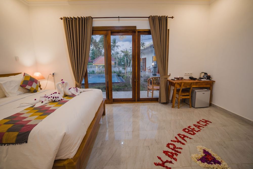 Pi Karya Beach Deluxe Double Room, Sea View 7