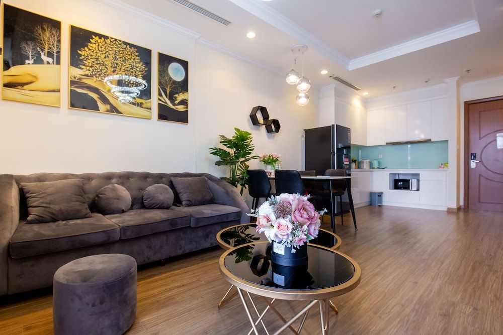 undefined Full House Times City 9