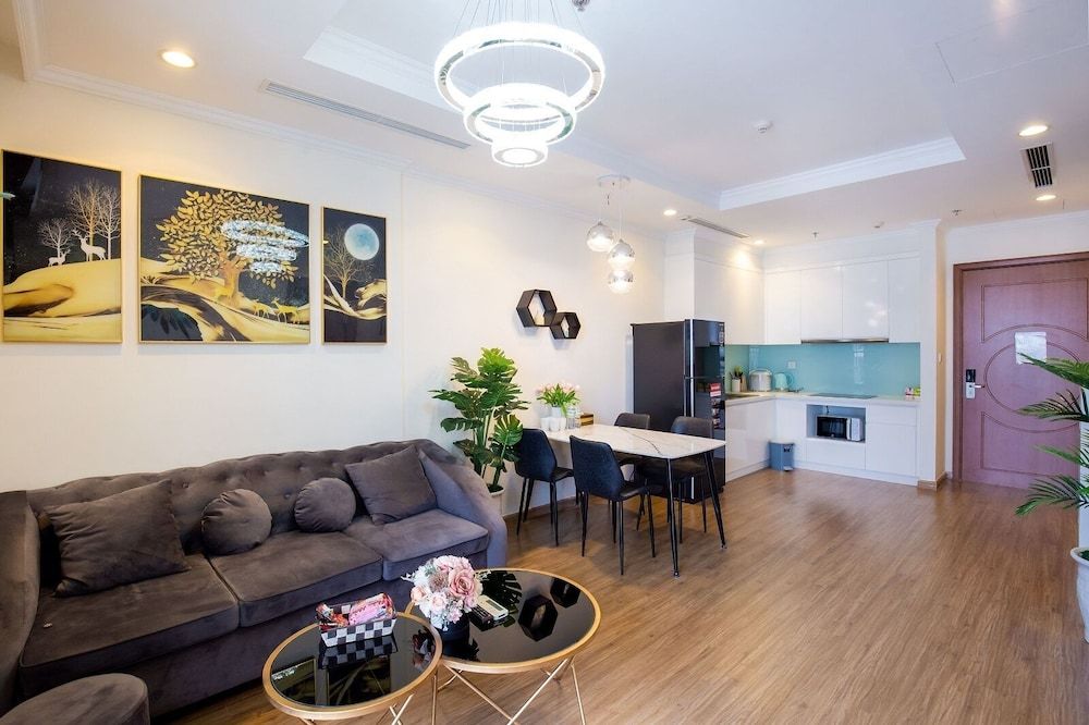 undefined Full House Times City 2