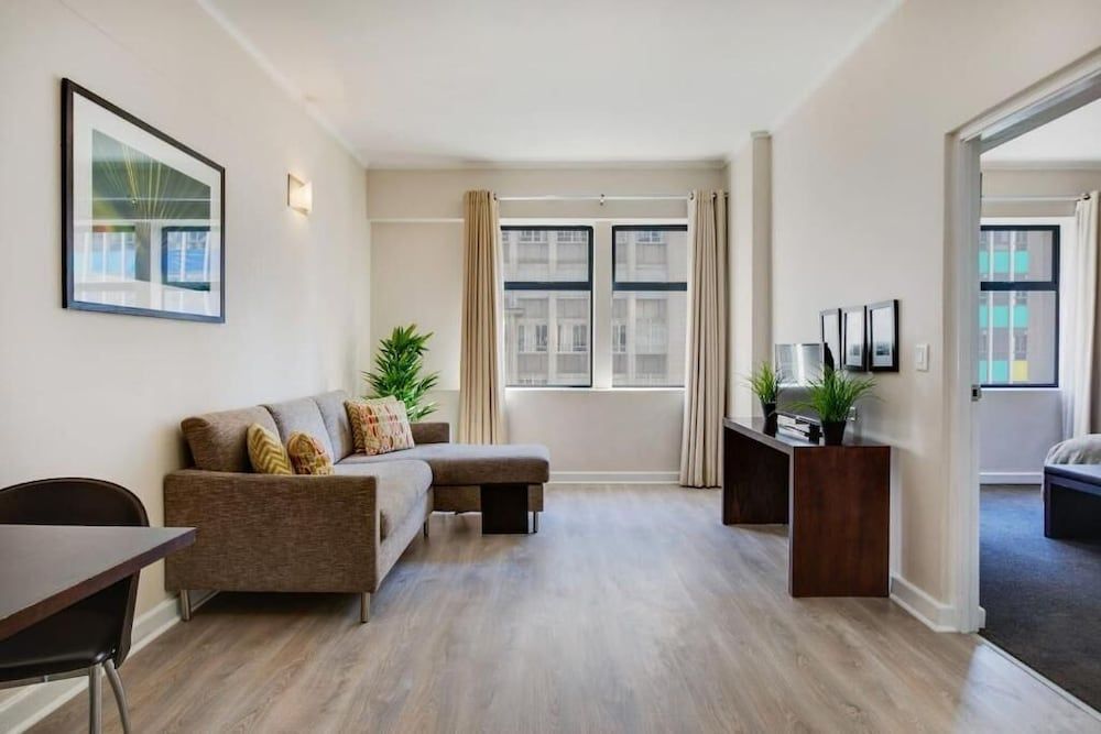 undefined 6-2 Bijoux 6