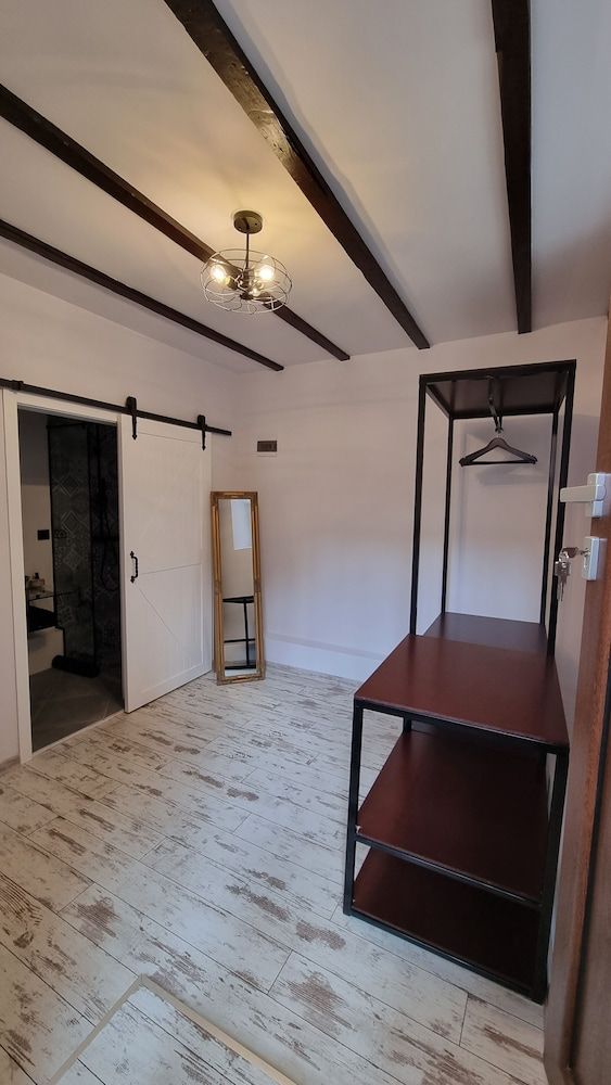 Guest Rooms Plovdiv Studio Suite (Basement) 8