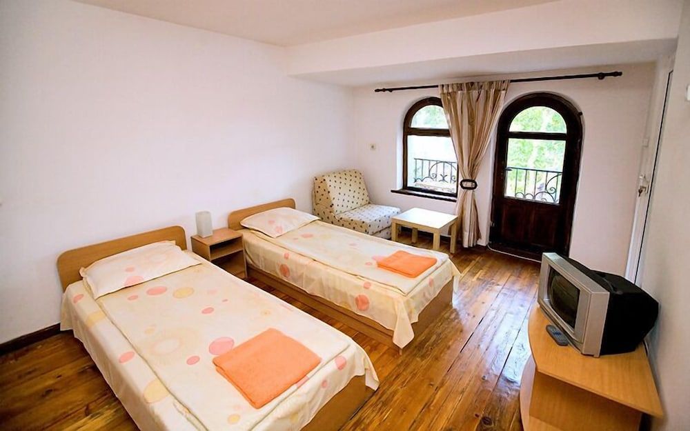 Guest Rooms Plovdiv Double or Twin Room