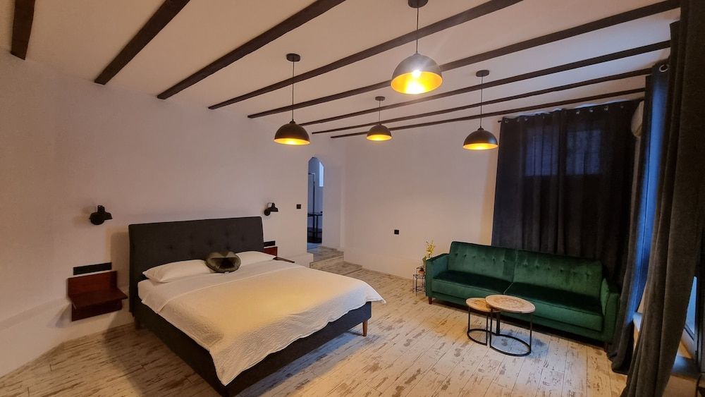 Guest Rooms Plovdiv Studio Suite (Basement)