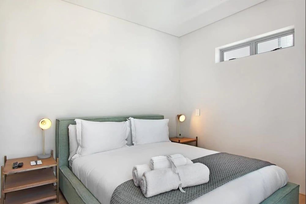 undefined Elements Luxury Suites 8