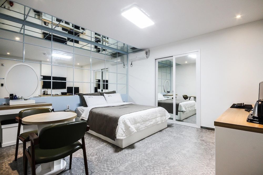 Rings Motel Economy Room, Terrace (A) (Disposable bed sheets, Bathtub) 8