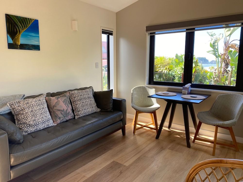 Suite 3