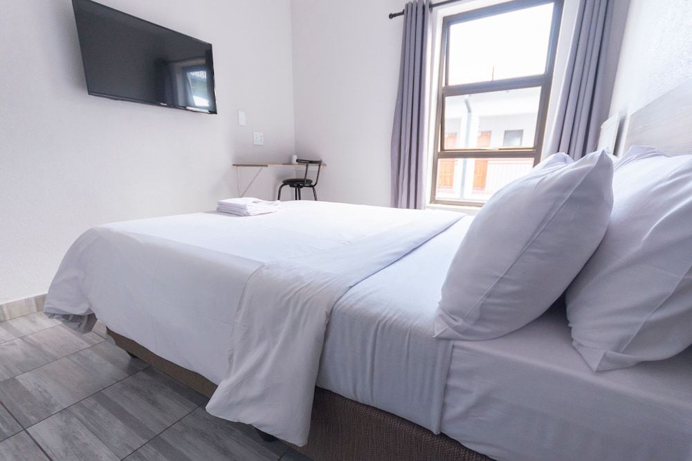 Ecomotel Kempton Park