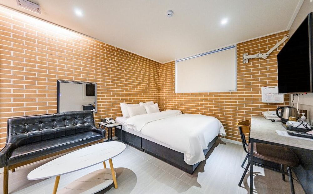 undefined M&Lucky Hotel 7