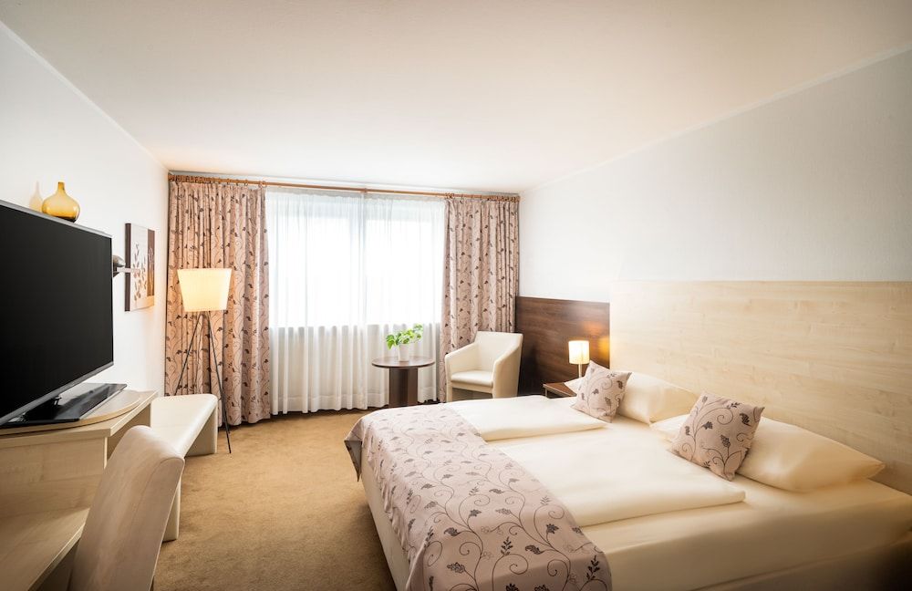 QU Hotel Augsburg Standard Double Room 3