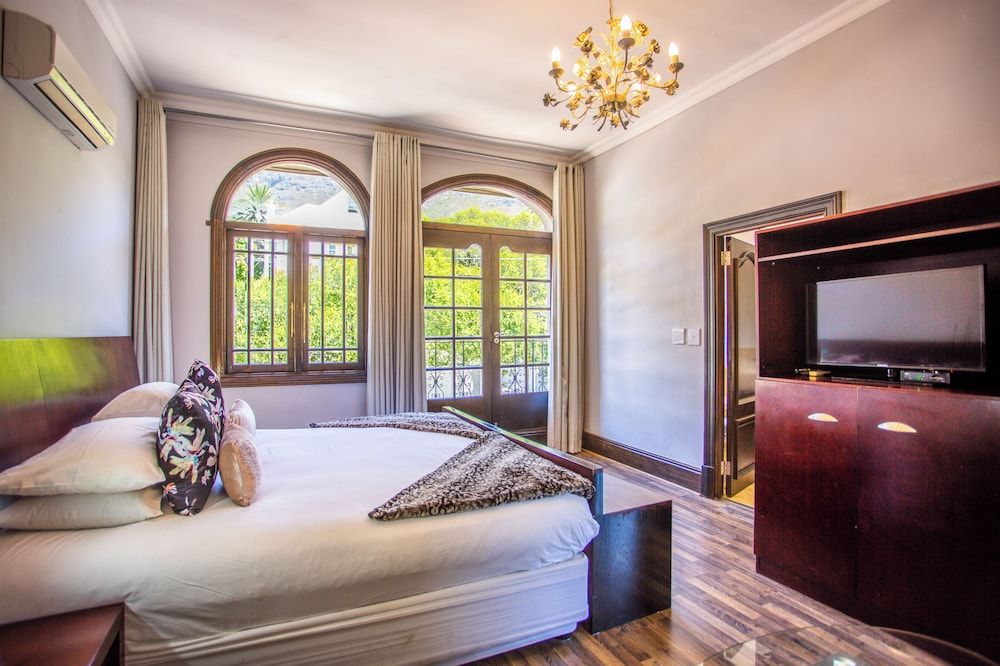 Cape Riviera Guesthouse