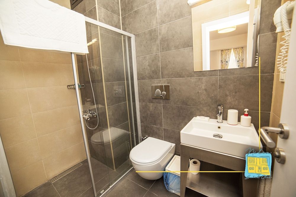 NİLİA BOZCAADA Double Room 13
