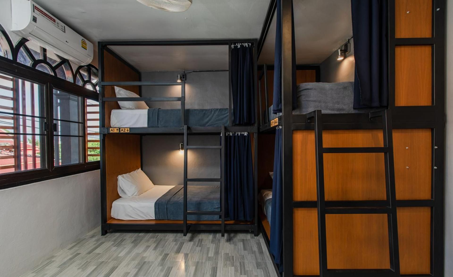 The Z Nite Hostel 1 Person in 4-Bed Dormitory with Shared Bathroom - Mixed 3