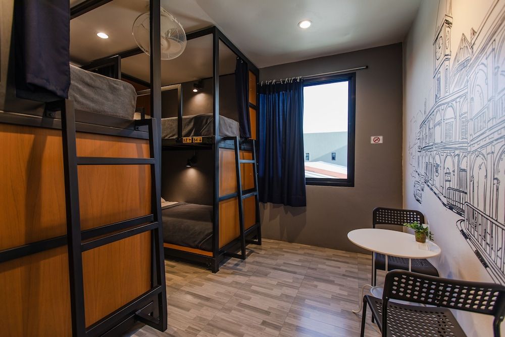 The Z Nite Hostel 1 Person in 4-Bed Dormitory - Female Only 9