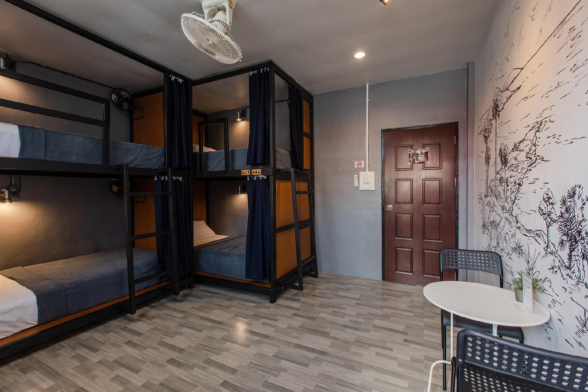 The Z Nite Hostel 1 Person in 4-Bed Dormitory with Shared Bathroom - Mixed 2