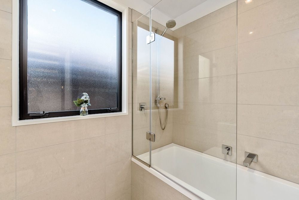 Central Queenstown 3-Bed Villa by Staysouth Villa 7