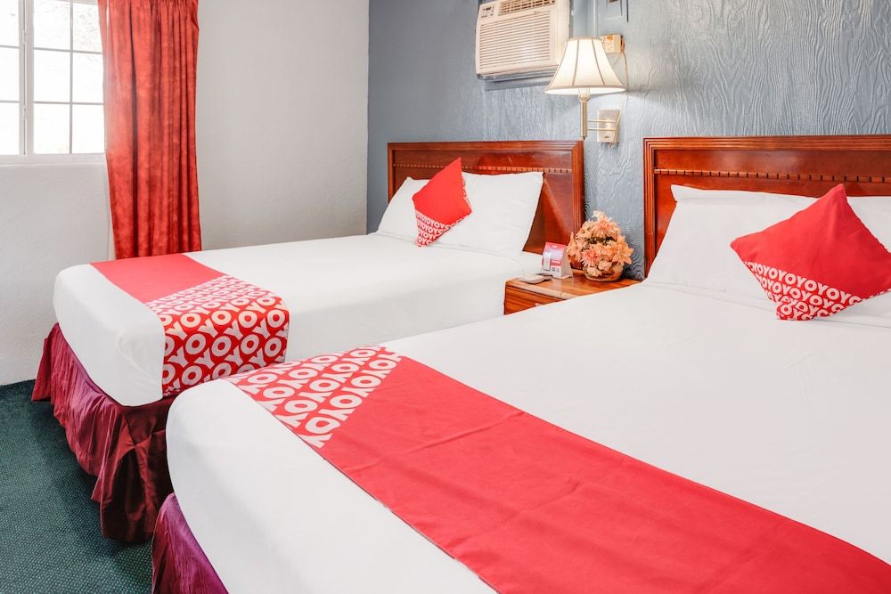 OYO Hotel Liberal, Kansas 1 Queen Bed & 2 Full Bed Smoking