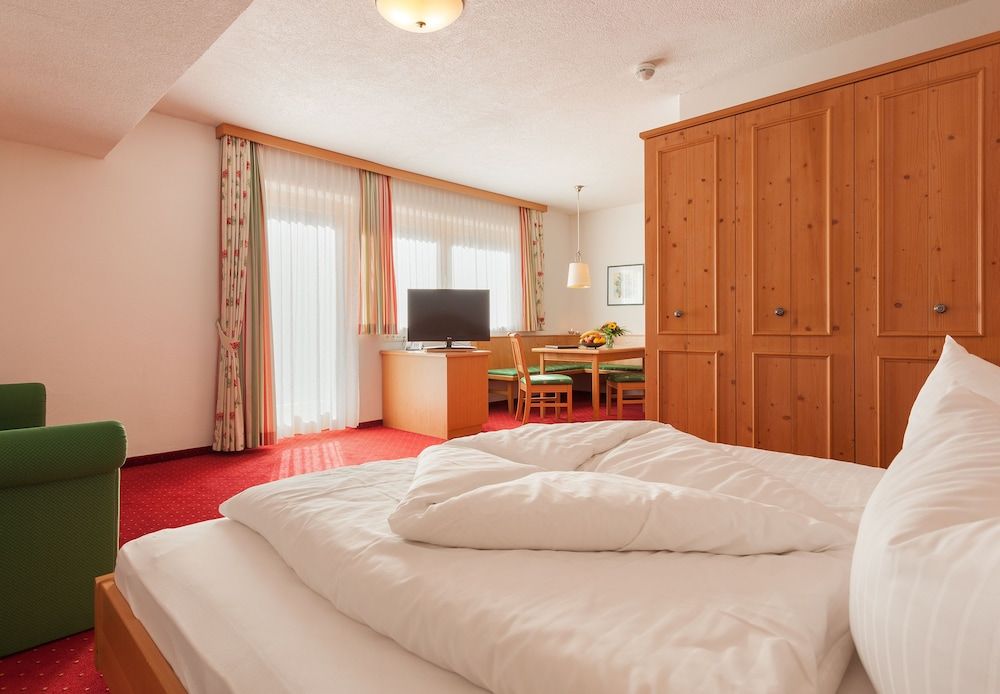 Hotel Augarten Family Room 2