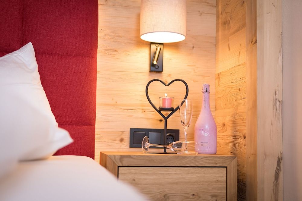 Hotel Augarten Junior Suite (Almrose) 6