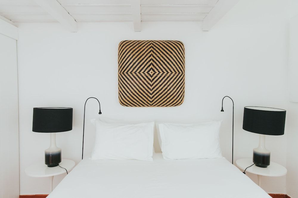 Senhora do Cabo Meco Triple Room, Patio 5