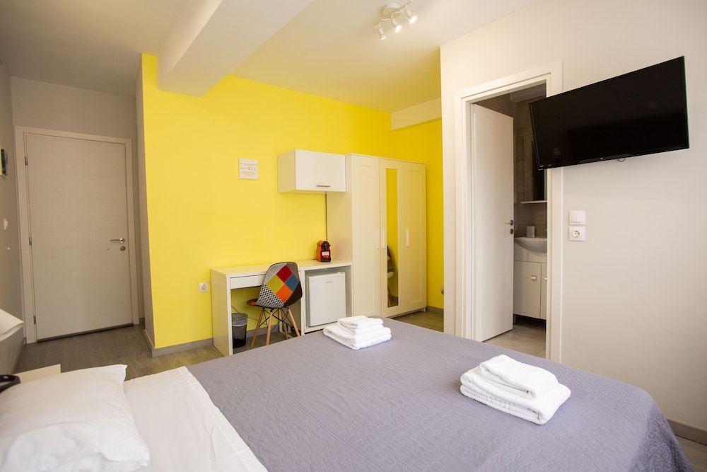 undefined Raise Boutique Rooms in Center of Athens 3