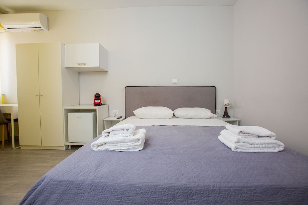 undefined Raise Boutique Rooms in Center of Athens 8