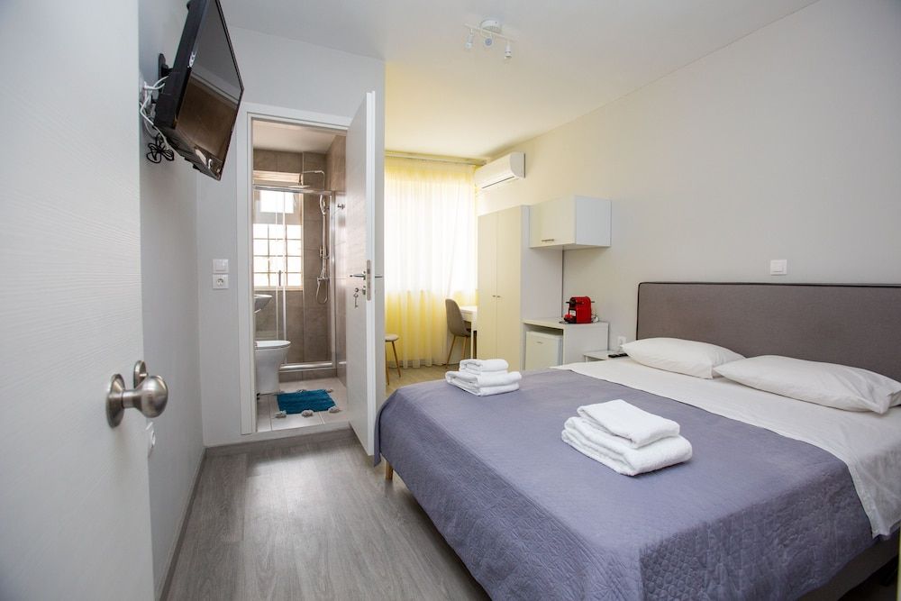 undefined Raise Boutique Rooms in Center of Athens