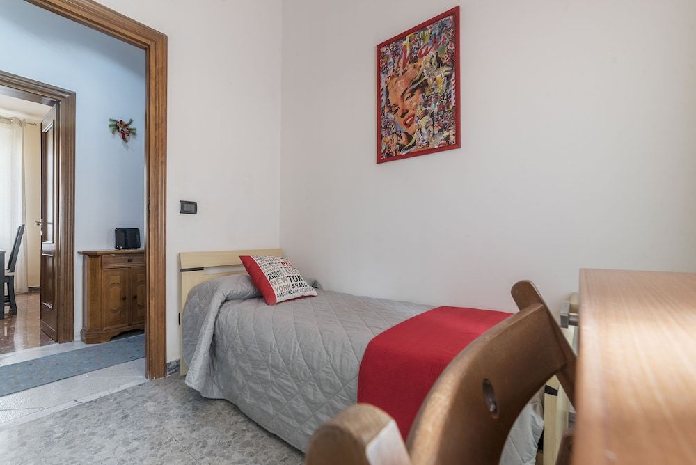 undefined Stazione Termini & Castro Pretorio Flat 5