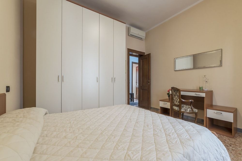 undefined Stazione Termini & Castro Pretorio Flat 9