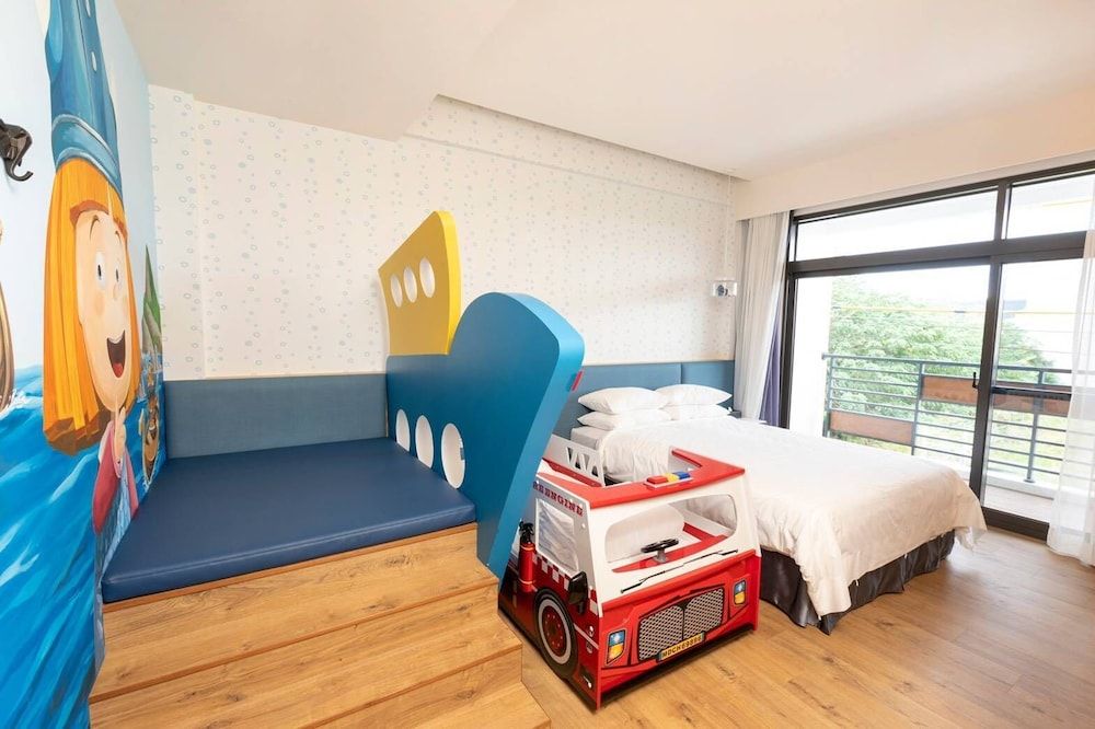 Building block forest Family Triple Room 10