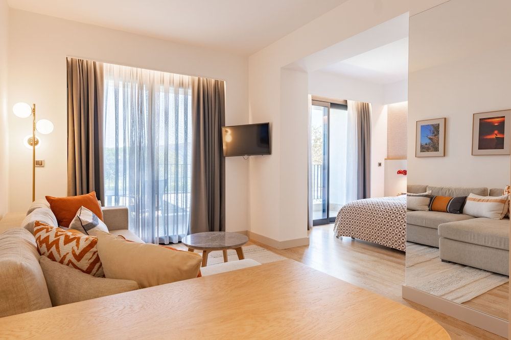 Pınar Otel Junior Suite 2