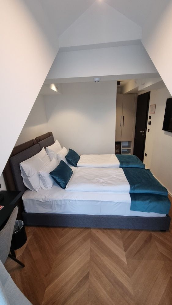 undefined The Hotel Ljubljana 2