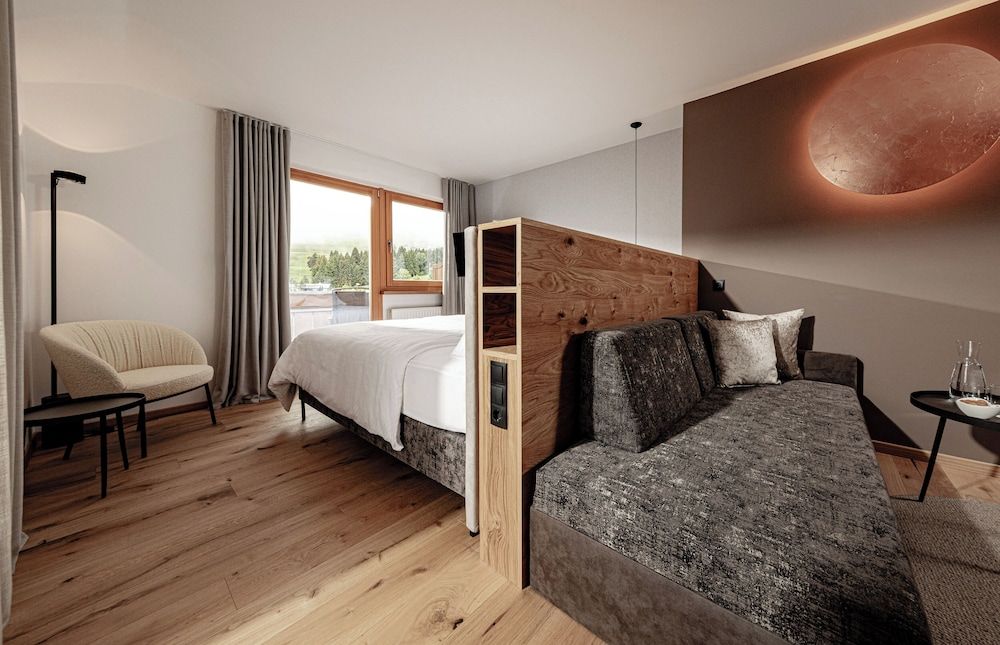 Panoramic Room