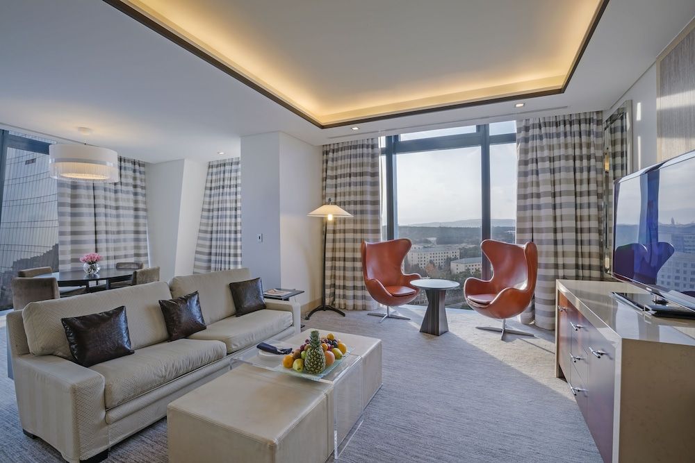 Fairmont Baku - Flame Towers