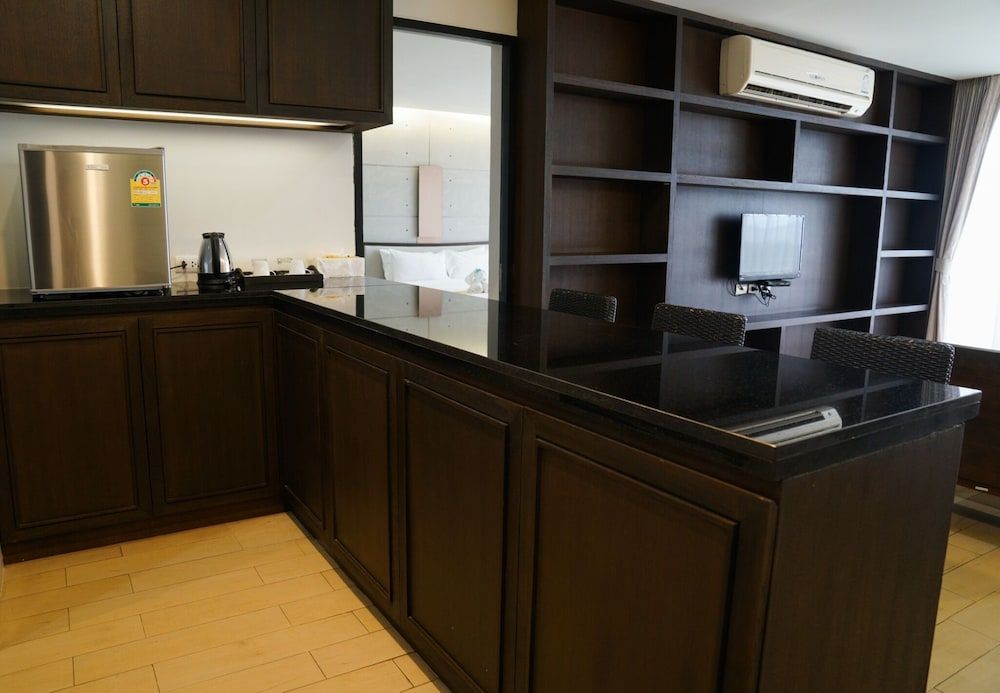 Serene Phla resort and restaurant Junior Suite 2