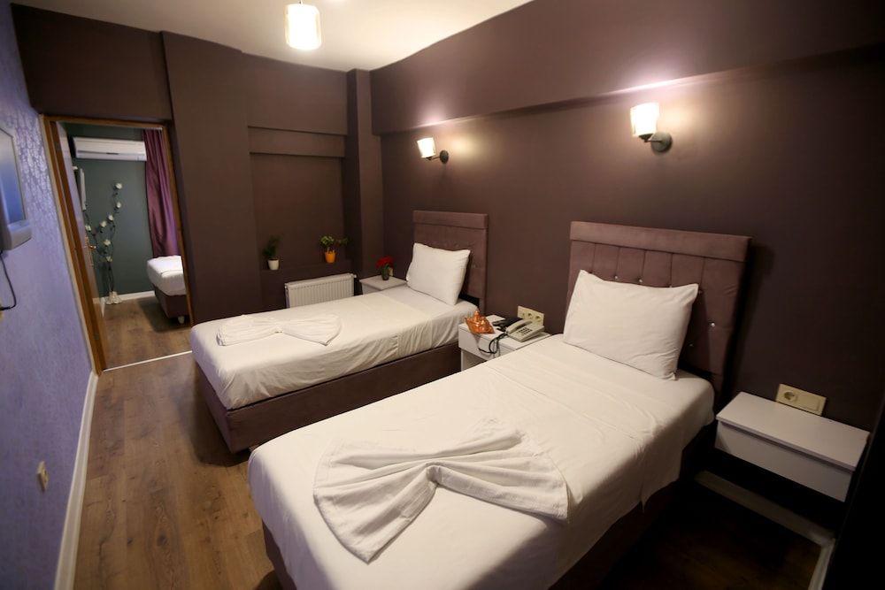 undefined Senyor Garden Hotel