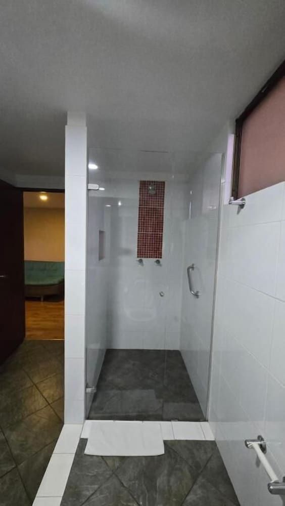 Hotel Confort 80 Zona Rosa Standard Triple Room 10